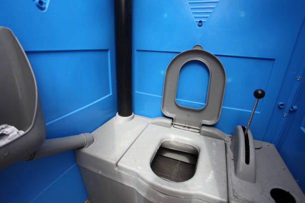 Best Wedding porta potty rental  in Farmington, IL